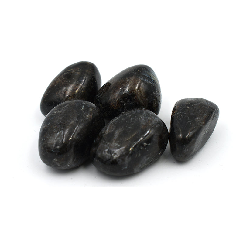 Nuummite