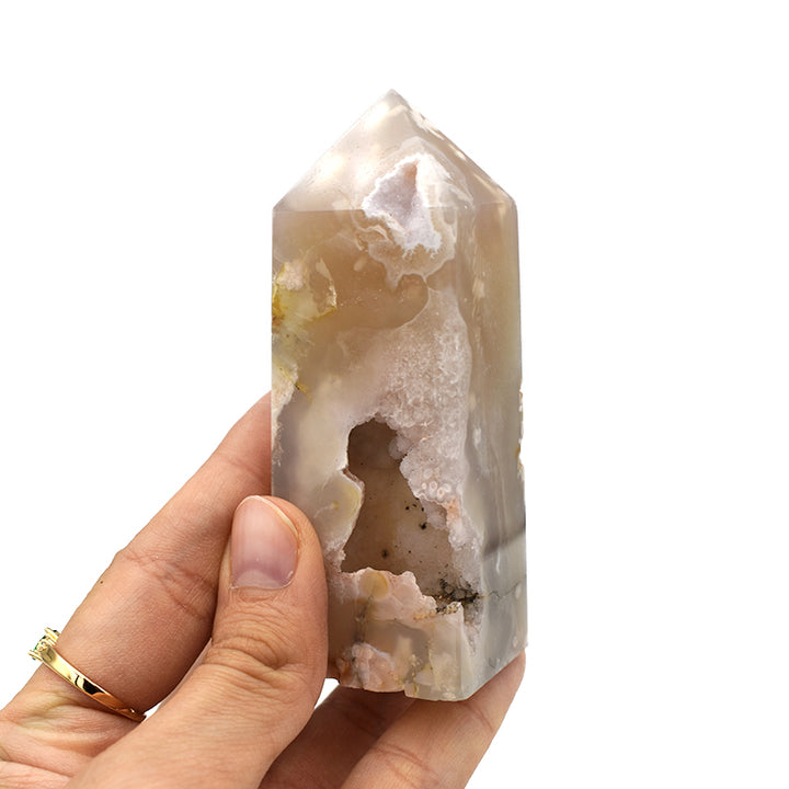 Obelisco in Agata Sakura