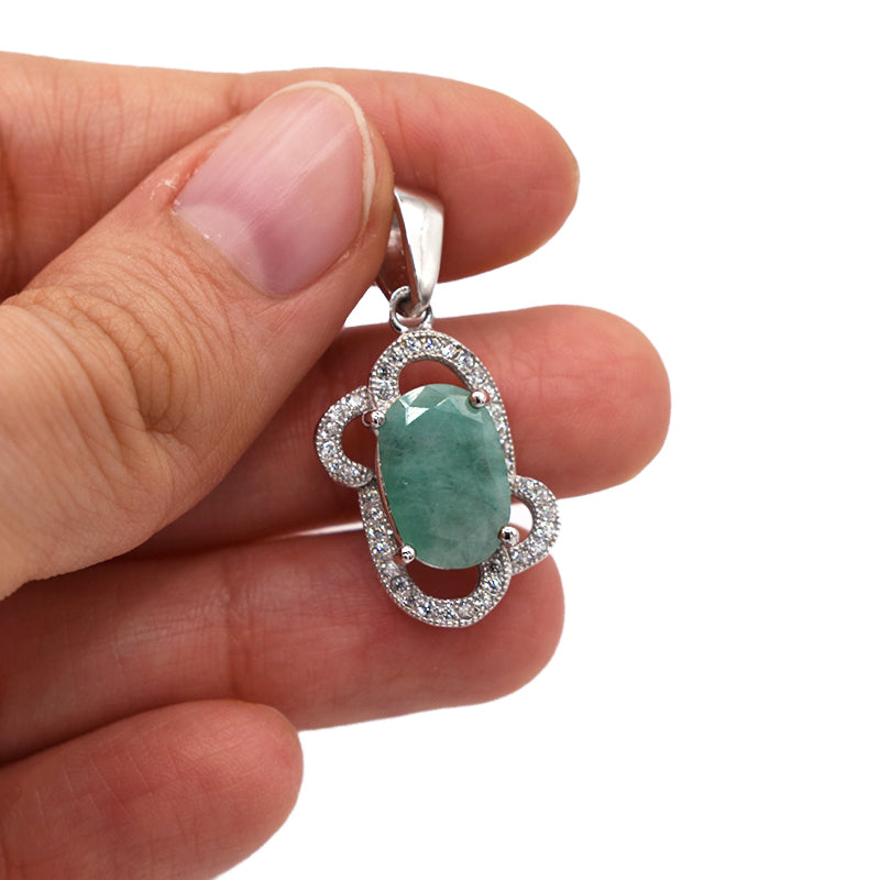 Ciondolo in Smeraldo con Zirconi