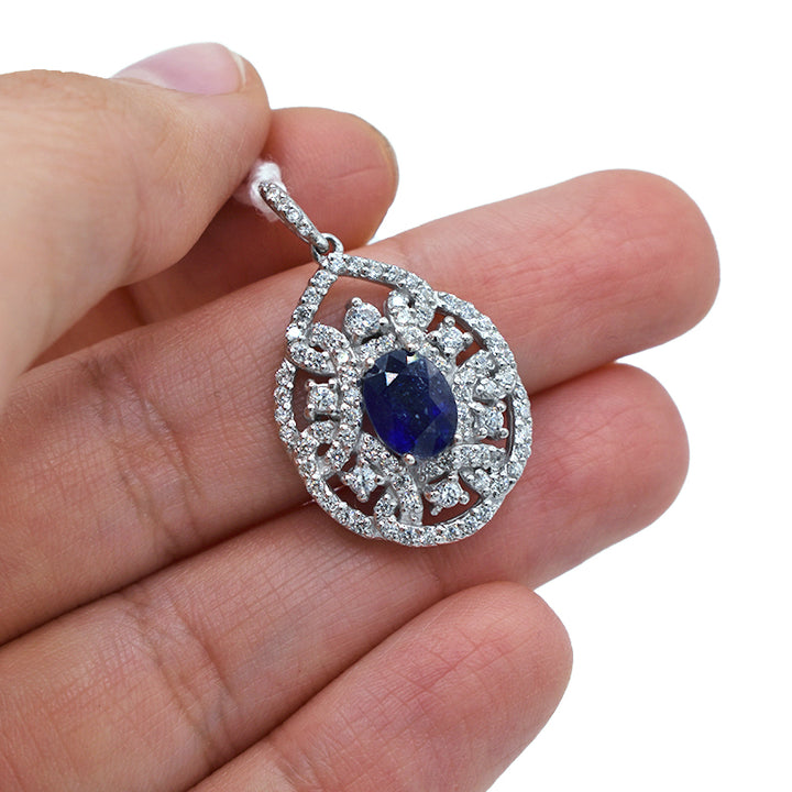 Ciondolo in Zaffiro con Zirconi
