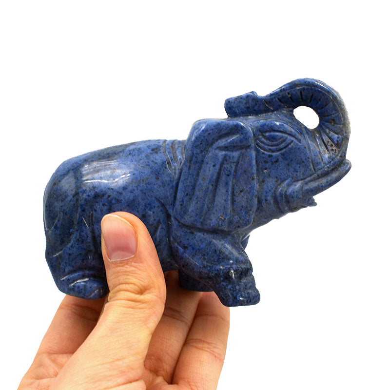 Elefantino in Dumortierite