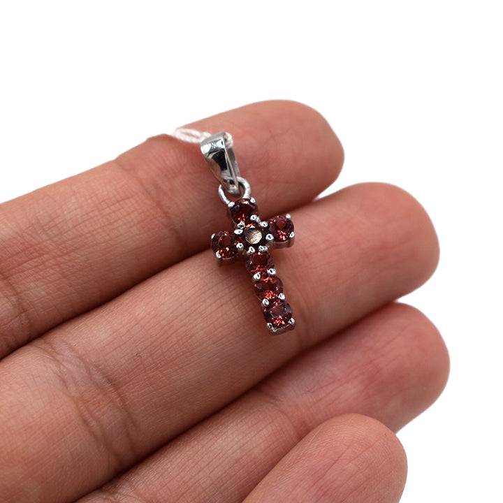 Ciondolo croce in Granato