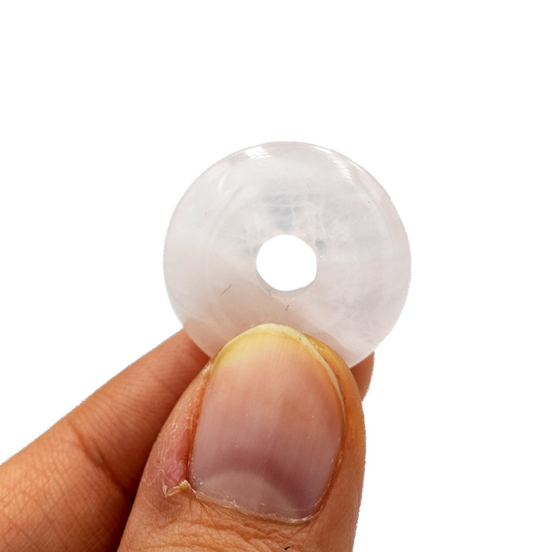 Ciondolo tondo con foro in Quarzo Rosa