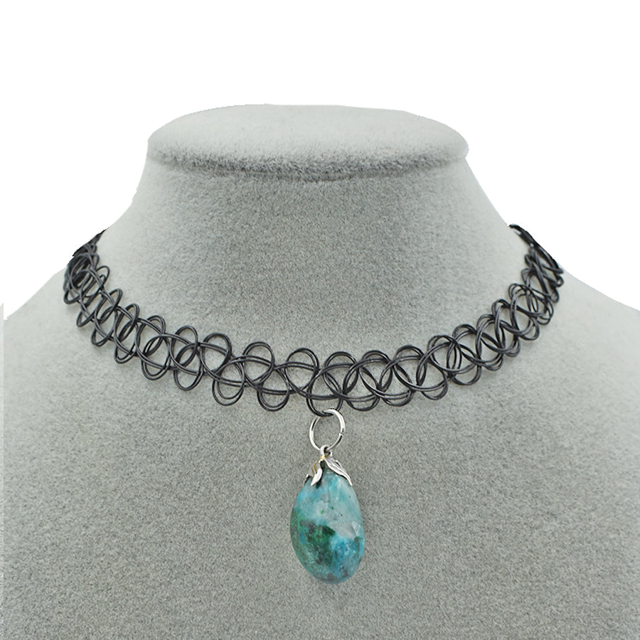 Choker con ciondolo in Crisocolla