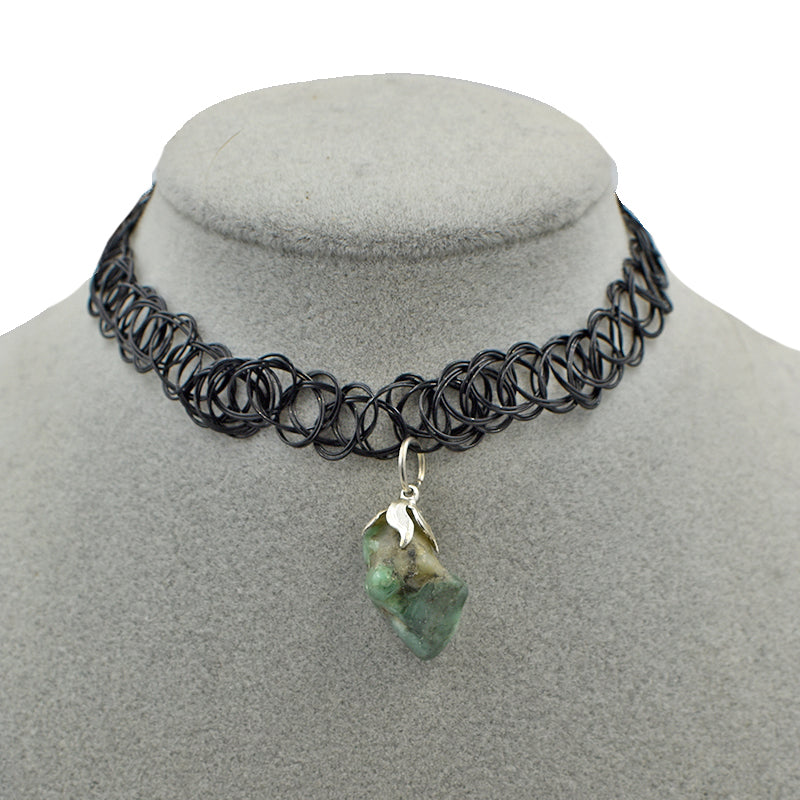 Choker con ciondolo in radice di Smeraldo