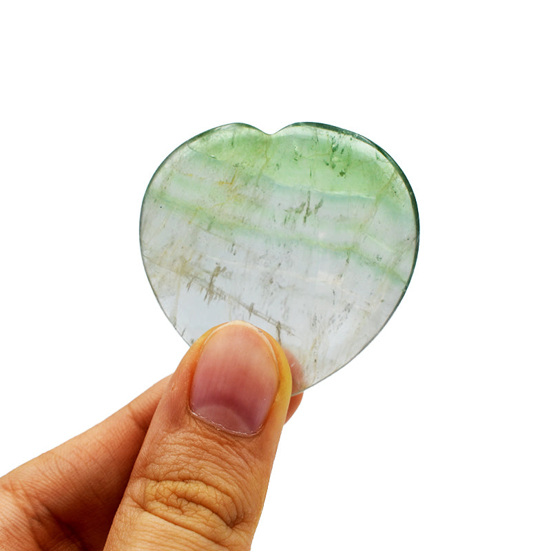 Cuore con incavo in Fluorite