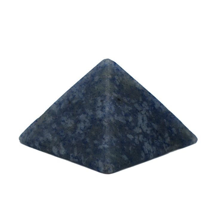 Piramide in Sodalite