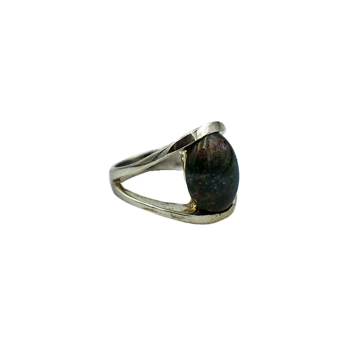 Anello in argento 925 in Eliotropio a fusione cera persa