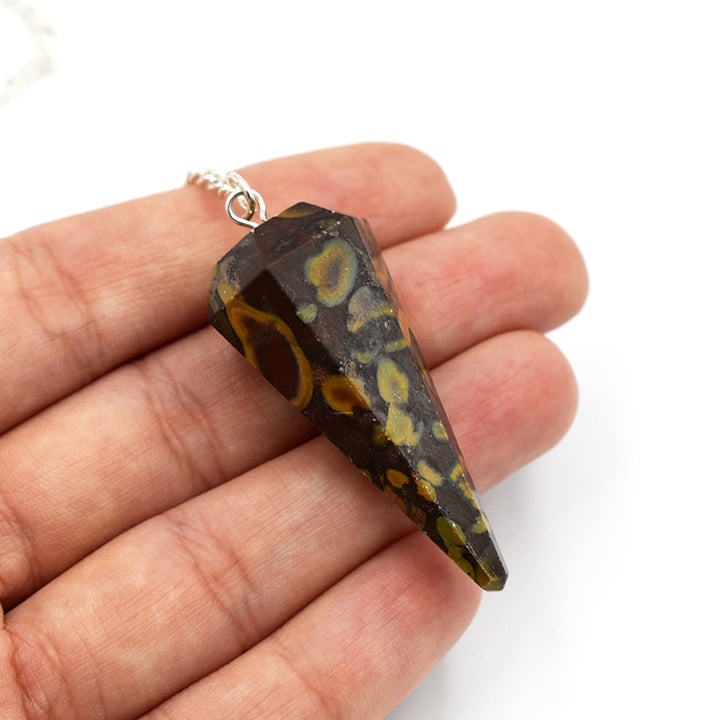 Pendolino in Diaspro Paesaggio con Riolite